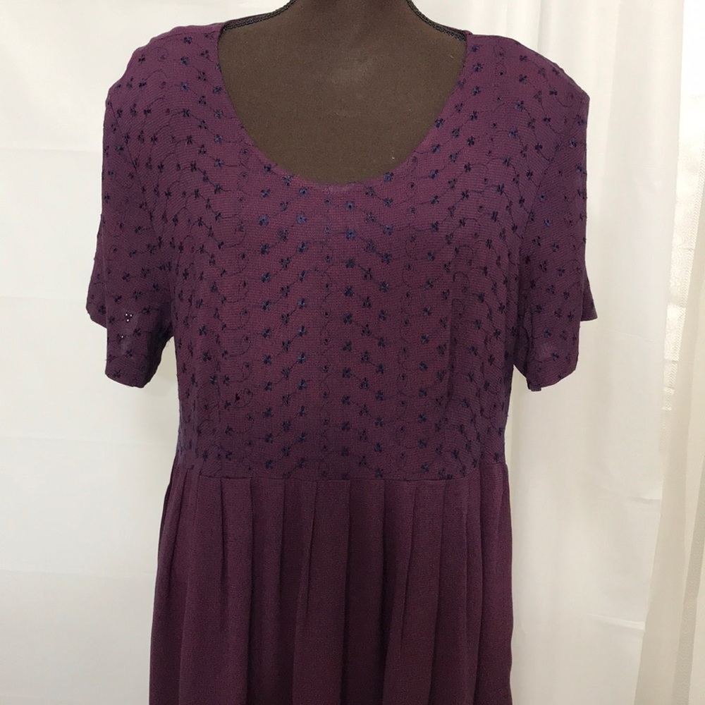Women’s Dress - Size 22WP - TINA BARRE